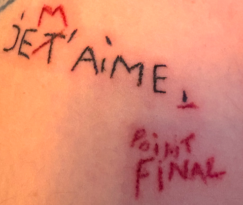 Réalisation de tatouage hand-poke 7